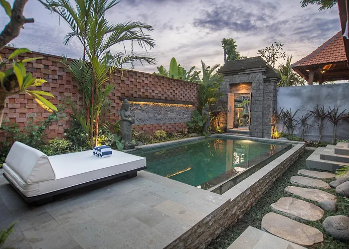 Vishaka Batu Kurung Villa Ubud