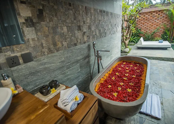 Vishaka Batu Kurung Villa Ubud