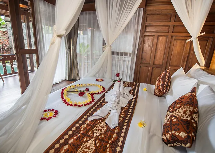 Vishaka Batu Kurung Ubud