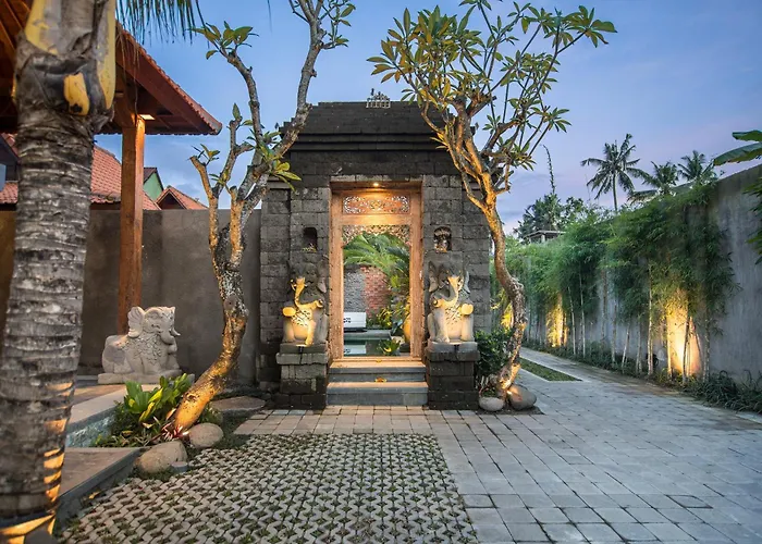 Vishaka Batu Kurung Ubud